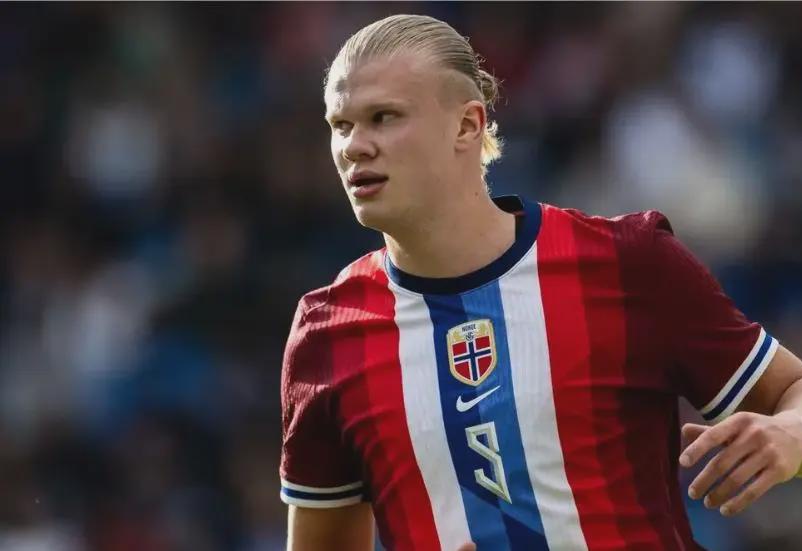 FC26欧冠黄金时刻卡：哈兰德、亚马尔、米利唐、埃斯特旺在列（FC26欧冠黄金时刻卡公布：哈兰德、亚马尔、米利唐、埃斯特旺入选）