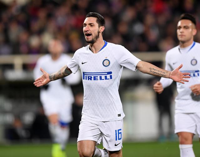 石破天惊！泰勒·亚当斯43米吊射破门为本赛季英超最远进球（惊天一脚！泰勒·亚当斯43米挑射入网，刷新本季英超最远进球纪录）