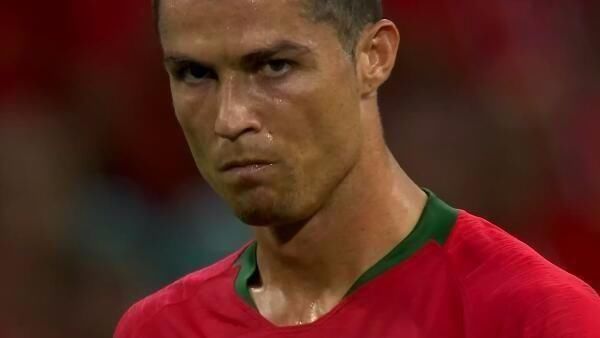 官方：马特拉齐、卡伦布等将担任世预赛附加赛抽签嘉宾