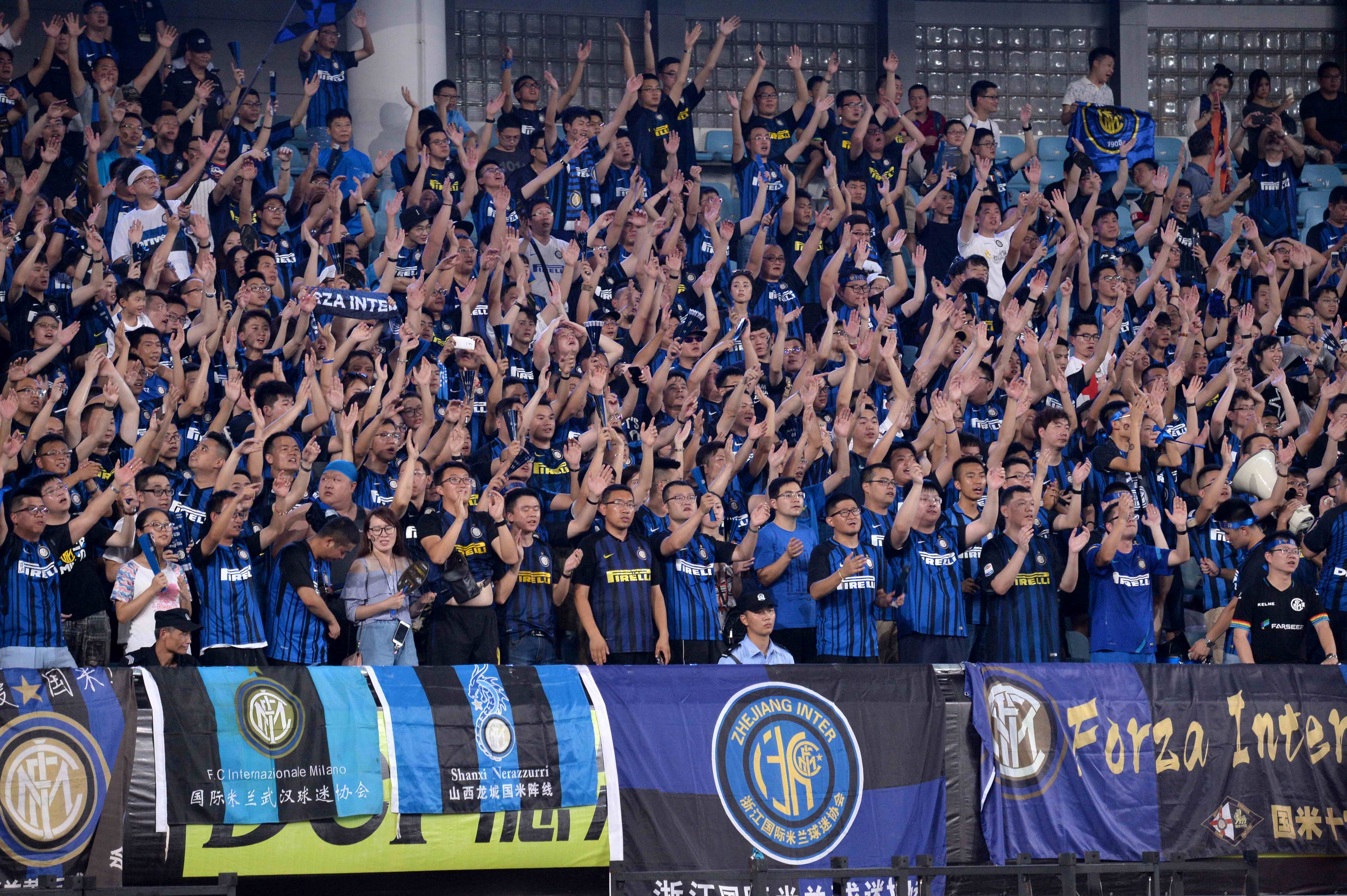 曼联最青睐的中场引援目标身价或将超过1亿英镑。