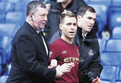 亚精英第六轮最后两场比赛已经结束，申花客场0-1不敌广岛三箭，FC首尔1-1战平墨尔本城。