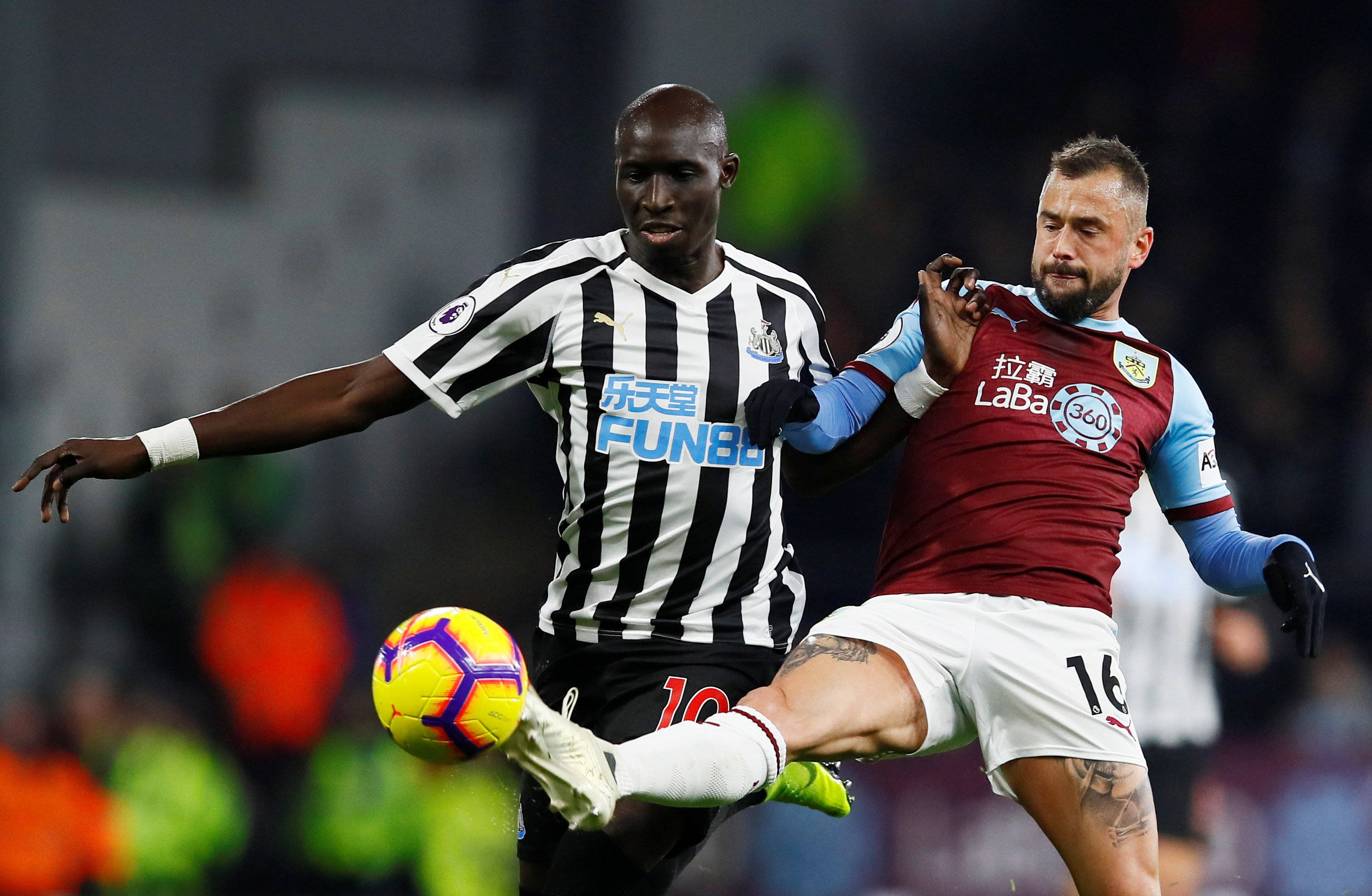 因凡蒂诺：上海海港不仅承载了全城的梦想，更点燃了全国的热情（因凡蒂诺：上海海港承载全城梦想，也点燃全国热情）