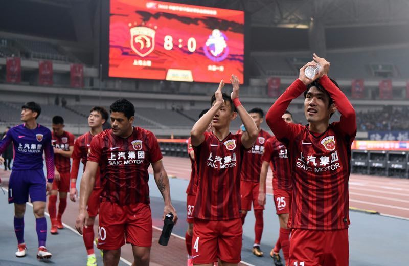 意甲半场：弗格森多次造险，罗马0-0科莫（意甲半场：弗格森屡造险情，罗马暂0-0科莫）