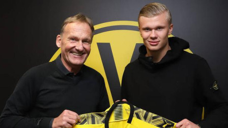 孔帕尼：控球是为了处于有利进攻位置；希望保护足球的创造力（孔帕尼：控球为占据进攻优势，盼守护足球的创造力）