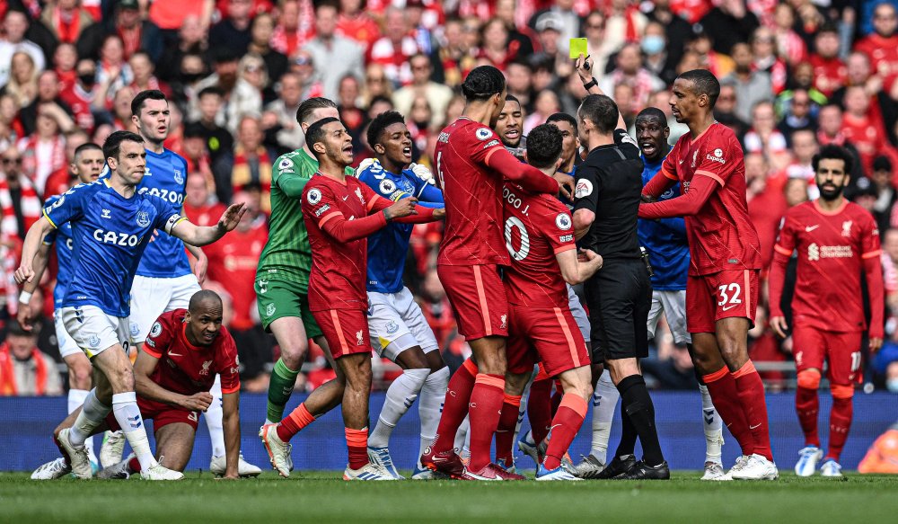 国米4-0横扫劲敌：劳塔罗连场破门状态回归，恩里克助攻令人欣喜