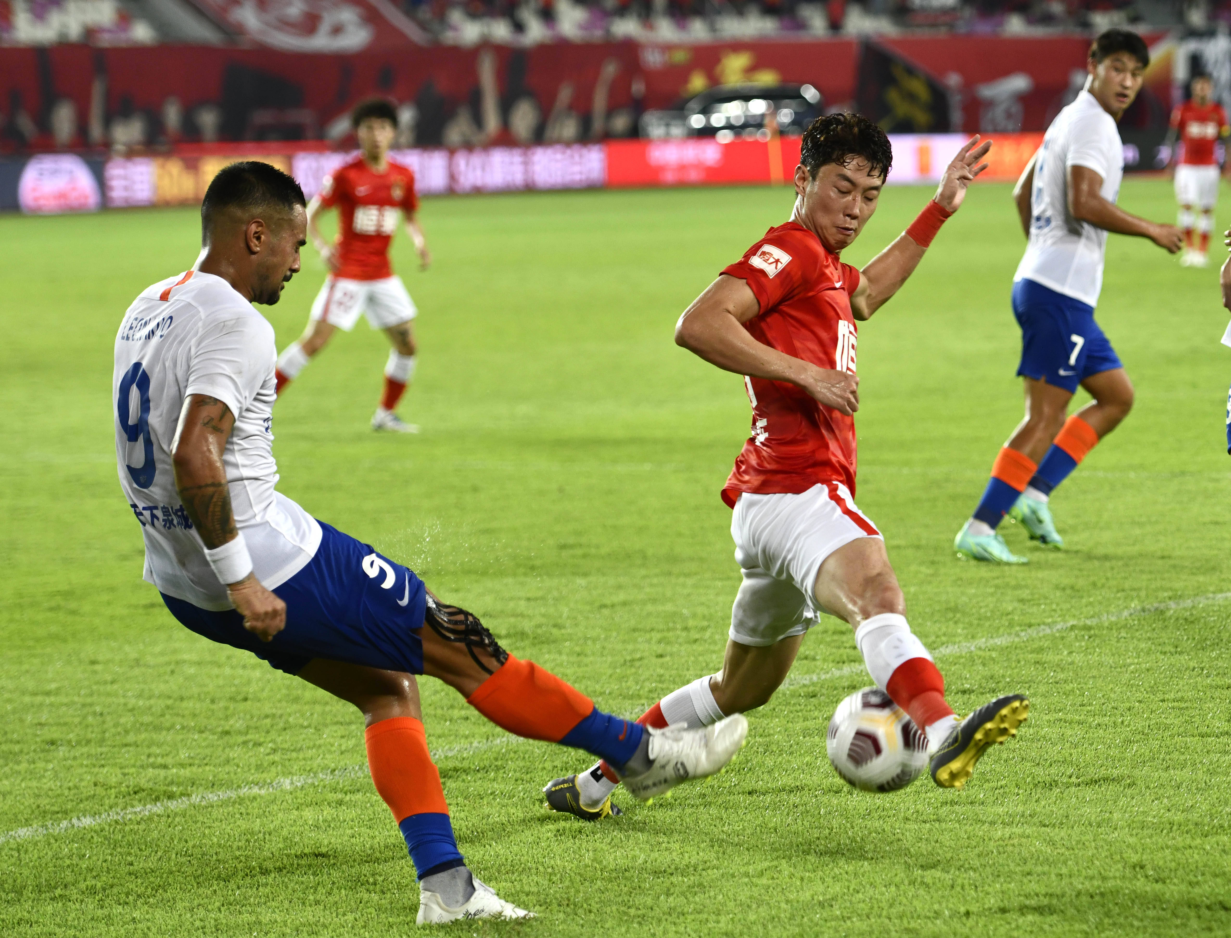 克罗地亚全队歌唱庆祝晋级2026世界杯的完整视频