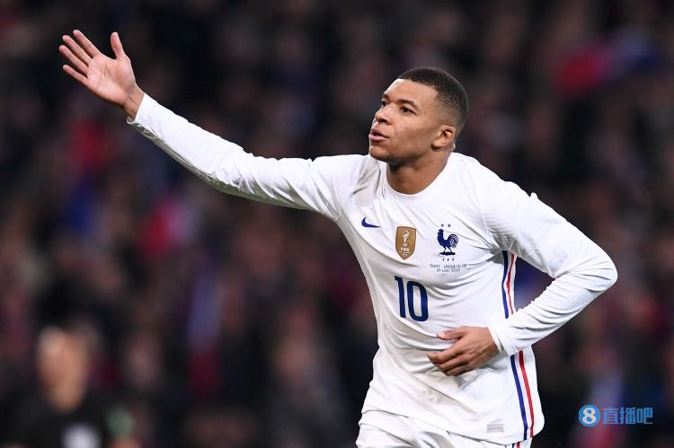 广东队在CBA俱乐部杯首战遭遇惨败，落后山西14分，外援表现不佳，失误频繁，防守被压制。